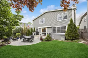 749 Summit St, Downers Grove, IL 60515 - Photo 32