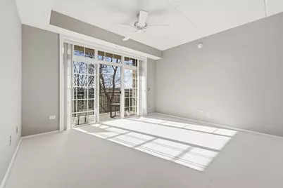 455 W Wood Street #405, Palatine, IL 60067 - Photo 6