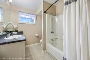 221 69th St, Darien, IL 60561 - Photo 20