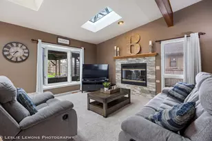 221 69th St, Darien, IL 60561 - Photo 10