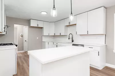 3618 Belvoir Drive, Rockford, IL 61107 - Photo 12