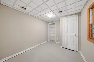 2824 Whitehall Ln, Naperville, IL 60564 - Photo 22