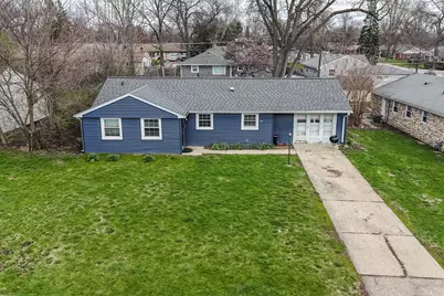 377 Florida Avenue, Aurora, IL 60506 - Photo 1