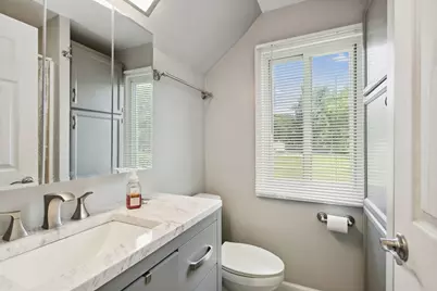 300 Pauline Avenue #B, Crystal Lake, IL 60014 - Photo 4