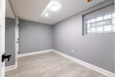 7545 S Rhodes Avenue, Chicago, IL 60619 - Photo 16