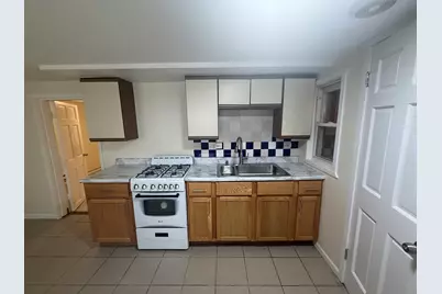 5218 W Crystal Street #GDN, Chicago, IL 60651 - Photo 2