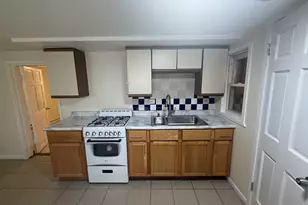 5218 W Crystal St, Chicago, IL 60651 - Photo 2