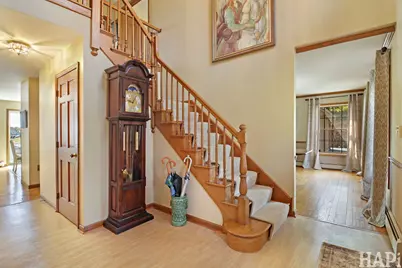 2916 N Bayview Lane, McHenry, IL 60051 - Photo 6