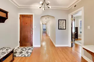 5637 N Kenmore Ave, Chicago, IL 60660 - Photo 6