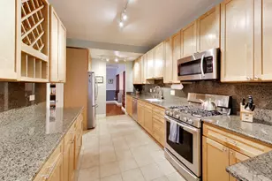 5637 N Kenmore Ave, Chicago, IL 60660 - Photo 16