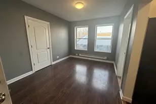 3420 W Irving Park Ave, Chicago, IL 60618 - Photo 4