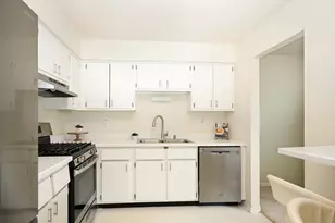 1737 Harrow Ct, Wheaton, IL 60189 - Photo 8