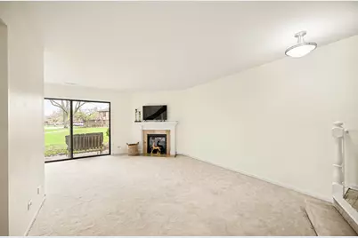 1737 Harrow Court #D, Wheaton, IL 60189 - Photo 6