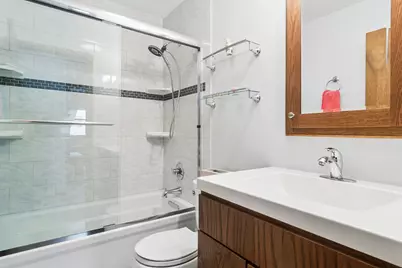 111 N Wilshire Lane, Arlington Heights, IL 60004 - Photo 14