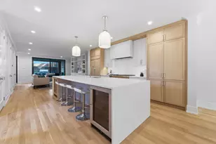 1849 N Mohawk St, Chicago, IL 60614 - Photo 2