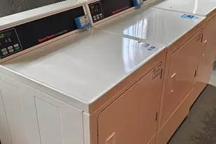 2025 W Granville Ave, Chicago, IL 60659 - Photo 12