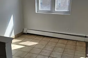 2025 W Granville Ave, Chicago, IL 60659 - Photo 6