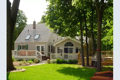 1326 S Batavia Avenue, Batavia, IL 60510 - Photo 2