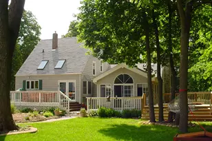 1326 S Batavia Ave, Batavia, IL 60510 - Photo 2