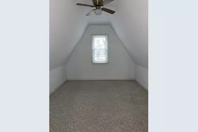 1326 S Batavia Avenue, Batavia, IL 60510 - Photo 30