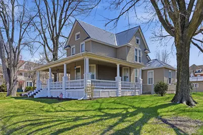 324 E 2nd Street, Dixon, IL 61021 - Photo 2