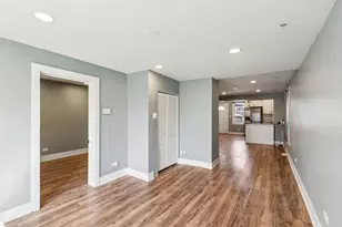 3346 W Iowa St, Chicago, IL 60651 - Photo 8