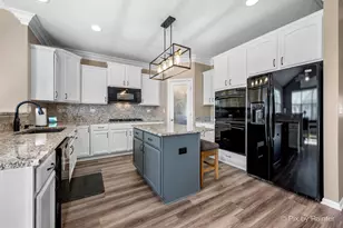 748 Cashmere Ln, Elgin, IL 60124 - Photo 12