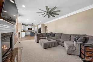 748 Cashmere Ln, Elgin, IL 60124 - Photo 18