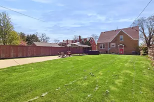 126 Northgate Rd, Riverside, IL 60546 - Photo 18