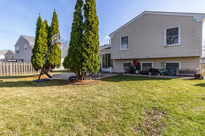 600 Thompson Boulevard, Buffalo Grove, IL 60089 - Photo 26