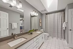 8 Moate Ln, Barrington Hills, IL 60010 - Photo 36