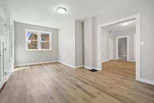 906 State St, Lemont, IL 60439 - Photo 8