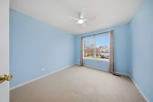 121 Augusta Dr, Streamwood, IL 60107 - Photo 20