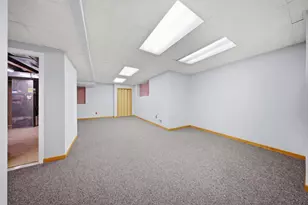 121 Augusta Dr, Streamwood, IL 60107 - Photo 24
