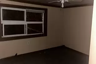 3702 Lincoln Ln E, Robbins, IL 60472 - Photo 4