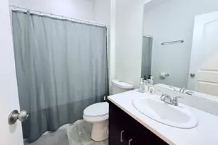 1750 W North Ave, Chicago, IL 60622 - Photo 10