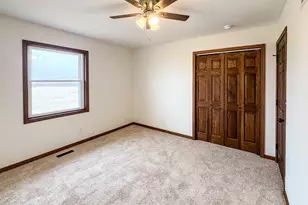 13015 E 2200 N Rd, Hudson, IL 61748 - Photo 70