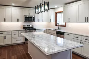 13015 E 2200 N Rd, Hudson, IL 61748 - Photo 34