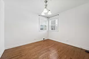 2710 W Berwyn Ave, Chicago, IL 60625 - Photo 20