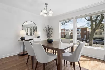 2710 W Berwyn Avenue, Chicago, IL 60625 - Photo 10