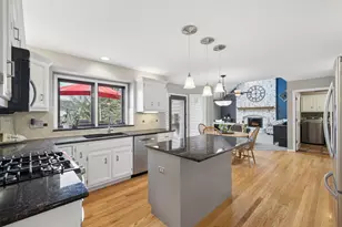 515 Connecticut Ave, Naperville, IL 60565 - Photo 8