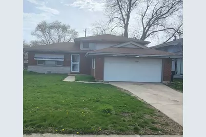 1307 Prince Drive, South Holland, IL 60473 - Photo 1