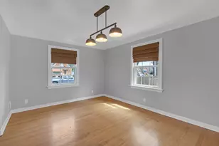 9200 S St Louis Ave, Evergreen Park, IL 60805 - Photo 6