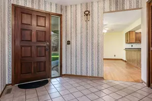 1920 Yale Bridge Rd, South Beloit, IL 61080 - Photo 8