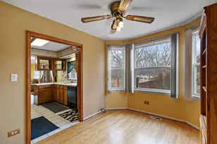 1580 Riverwood Dr, Algonquin, IL 60102 - Photo 6