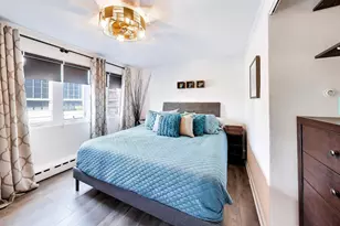 700 W Bittersweet Pl, Chicago, IL 60613 - Photo 12