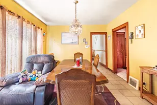 2710 Oak Park Ave, Berwyn, IL 60402 - Photo 14