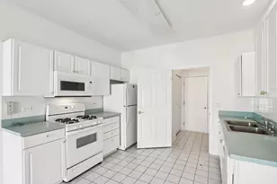 13322 S Bayberry Ln, Plainfield, IL 60544 - Photo 8