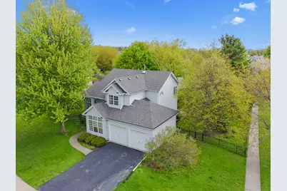 117 Galvin Parkway, Harvard, IL 60033 - Photo 2
