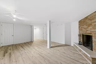 1 Coy Park Dr, Newark, IL 60541 - Photo 22